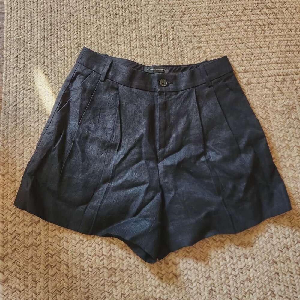 100% Linen Shorts Size 2P